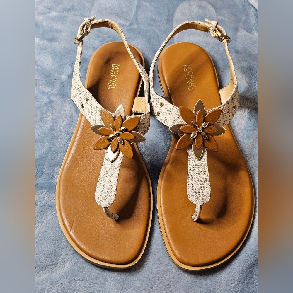 Micheal Kors sandals